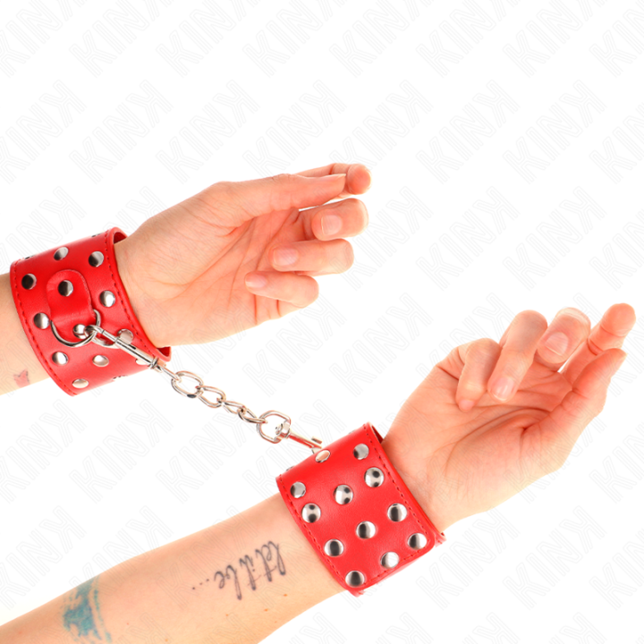 Kink - Zapiecie na Nadgarstki z Napedem Pelen Nitów Czerwony Regulacja 19-24 cm x 5,5 cm