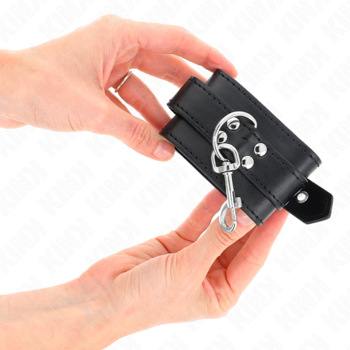 Kink - Wrist Restraints With Studs 35 x 6 cm