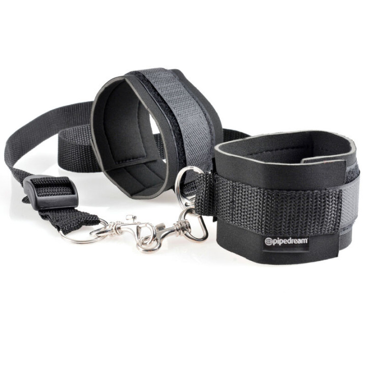 Fetish Fantasy Cuff Und Tether Set